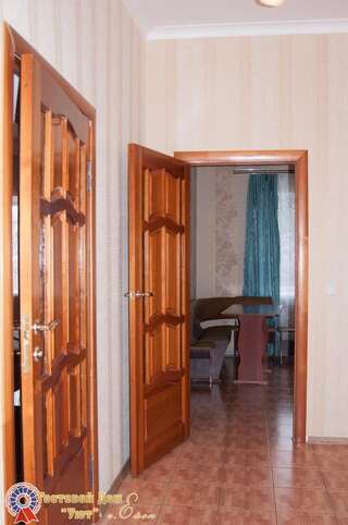 Гостиница Гостевой дом Уют Ейск Улучшенные апартаменты-3